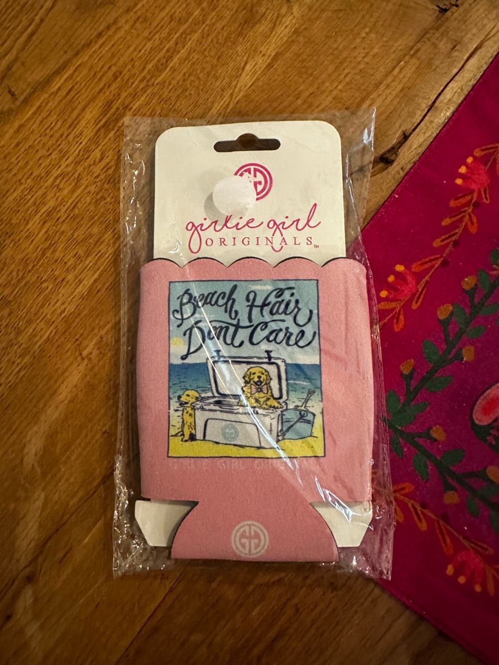 NWT Girlie Girl Originals "Beach Hair Don't Care" beverage koozie